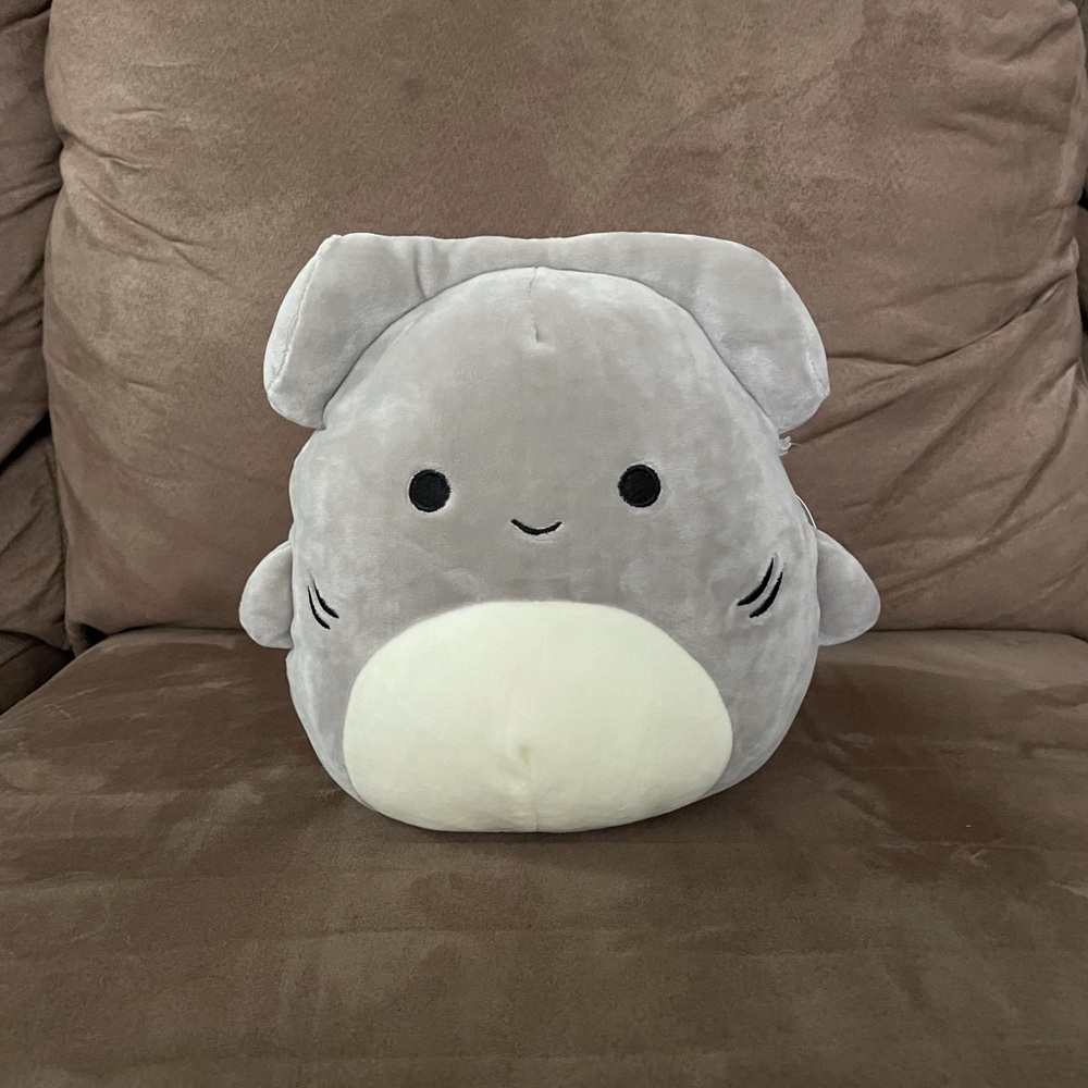 Squishmallows 8” Tank the Hammerhead Shark